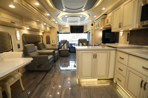 2021 Newmar Essex 4569