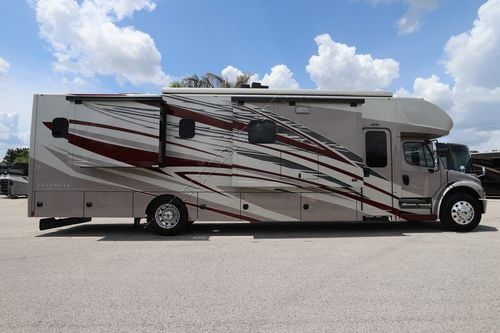 2026 Renegade Rv Valencia 39RB