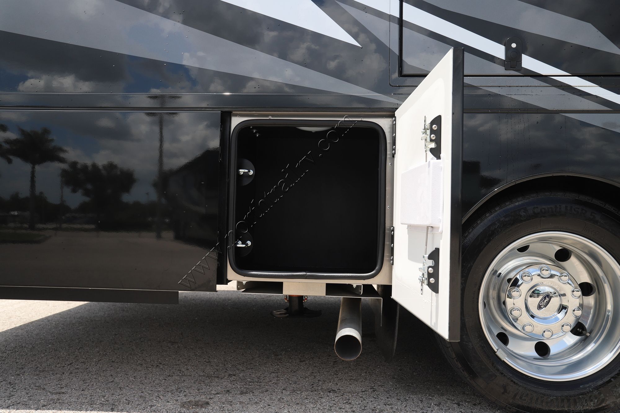 New 2026 Renegade Rv Veracruz 32VDS Super C  For Sale