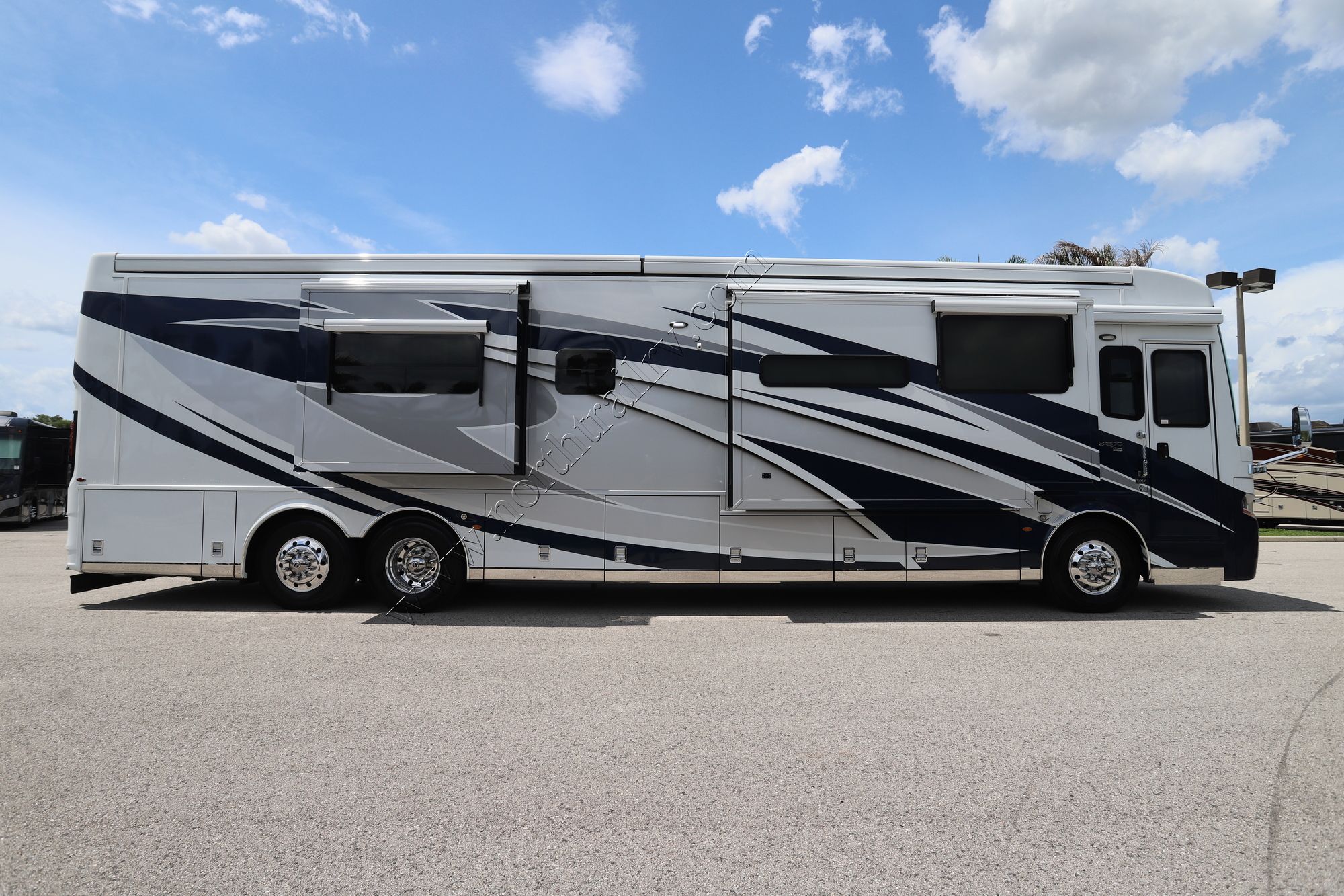 Used 2021 Newmar Essex 4569 Class A  For Sale