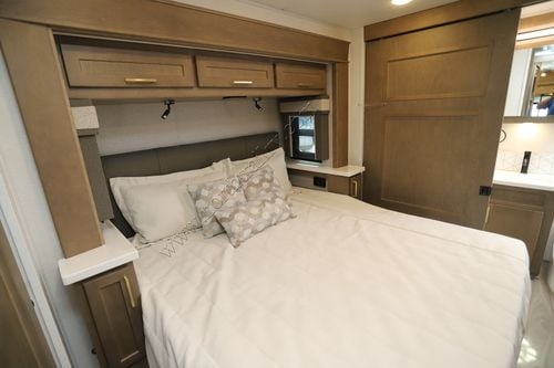 2026 Renegade Rv Valencia 39RB