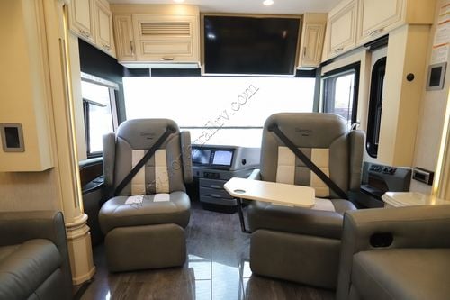 2021 Newmar Essex 4569