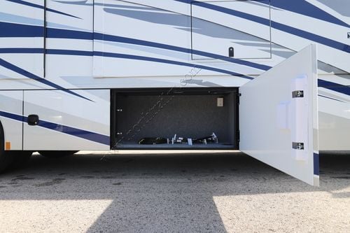 2026 Renegade Rv Valencia 39BB