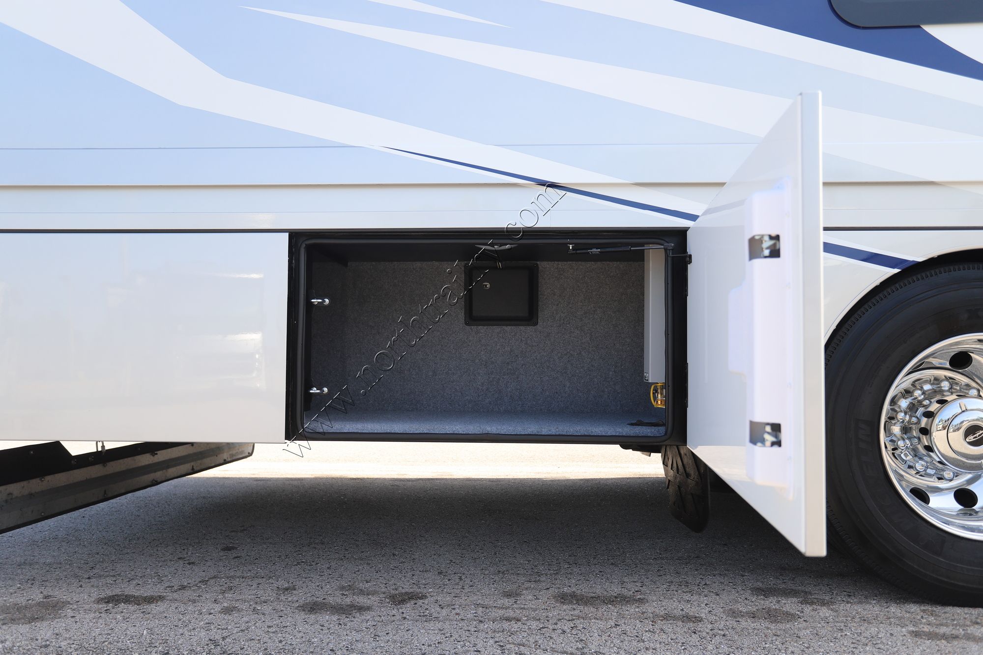 New 2026 Renegade Rv Valencia 39BB Super C  For Sale