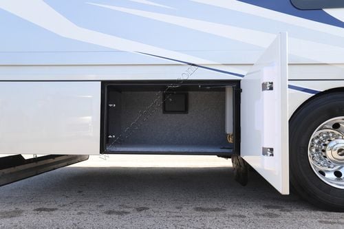 2026 Renegade Rv Valencia 39BB