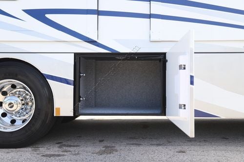 2026 Renegade Rv Valencia 39BB