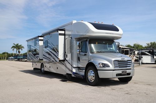 2026 Renegade Rv Valencia 39BB