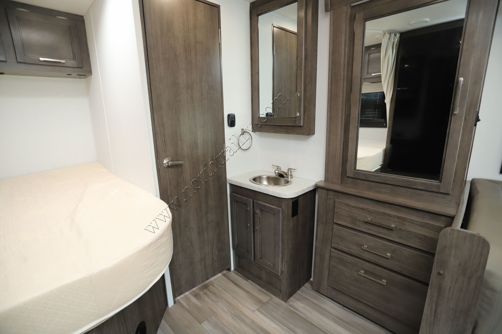 New 2026 Jayco Redhawk Se 22AF Class C  For Sale