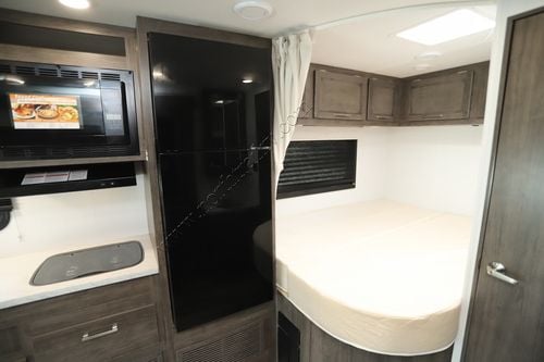 2026 Jayco Redhawk Se 22AF
