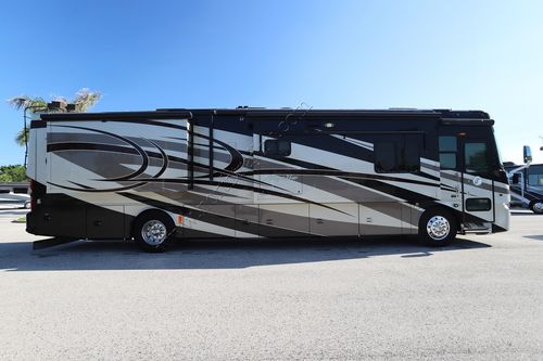 2011 Tiffin Motor Homes Allegro Bus 40QXP Class A