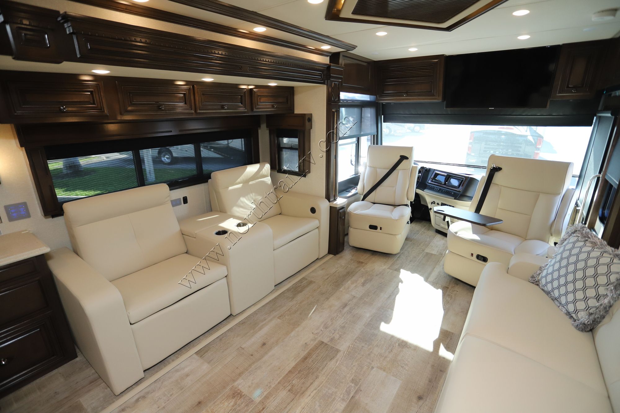Used 2020 Newmar Dutch Star 4369 Class A  For Sale