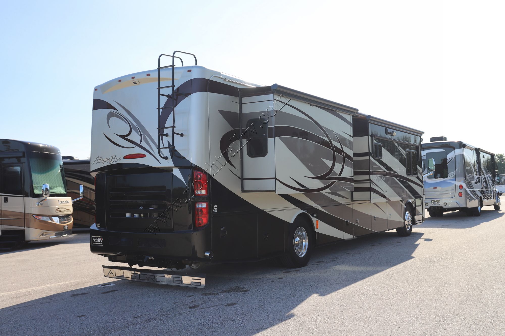 Used 2011 Tiffin Motor Homes Allegro Bus 40QXP Class A  For Sale