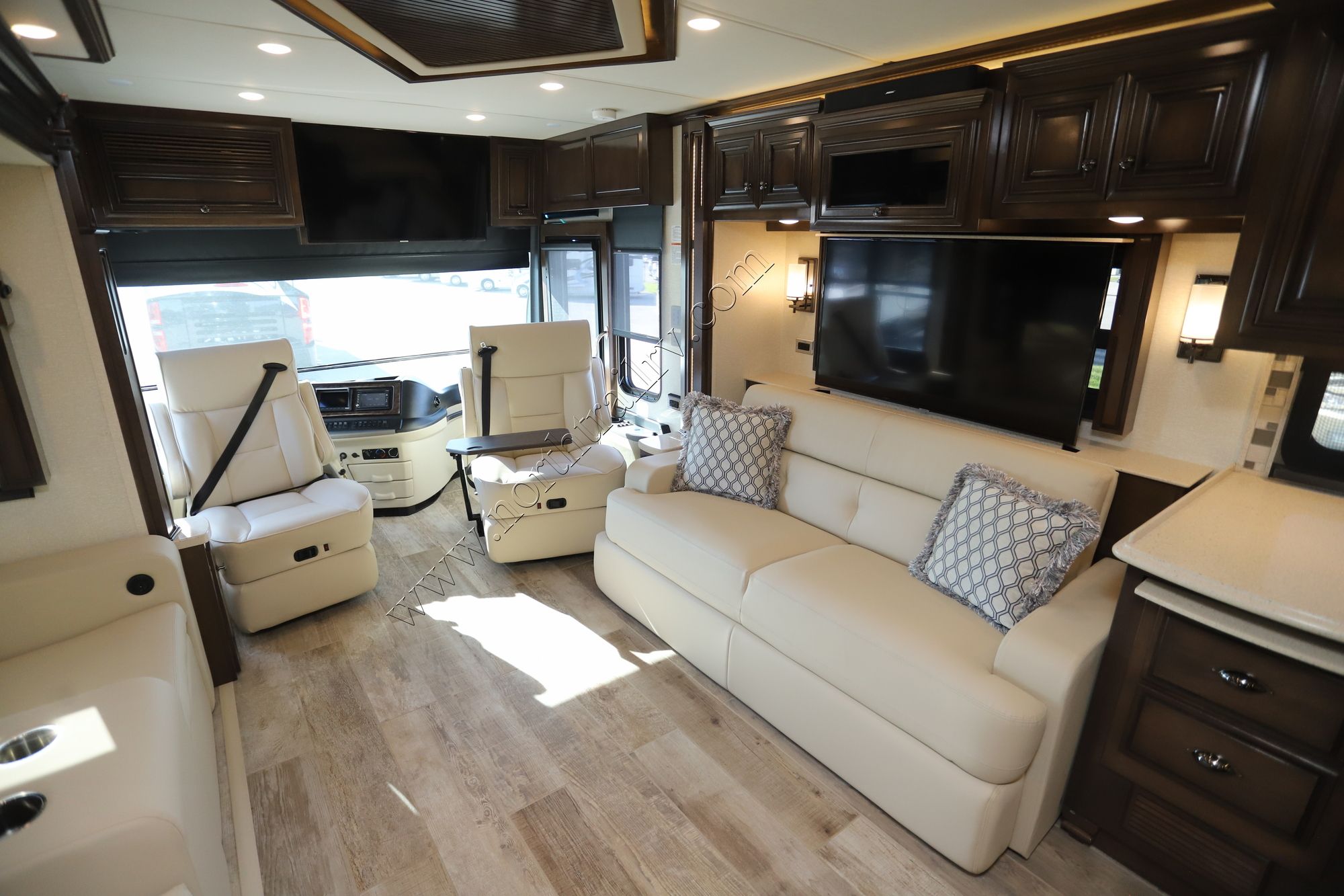 Used 2020 Newmar Dutch Star 4369 Class A  For Sale