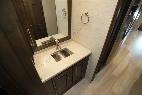 2021 Entegra Accolade 37TS