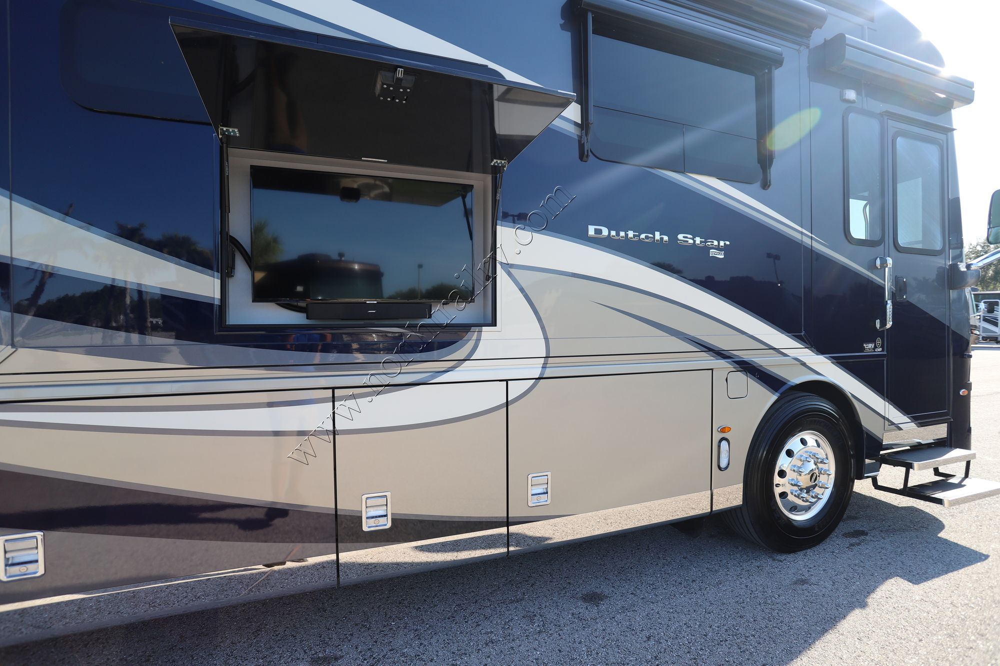 Used 2020 Newmar Dutch Star 4369 Class A  For Sale