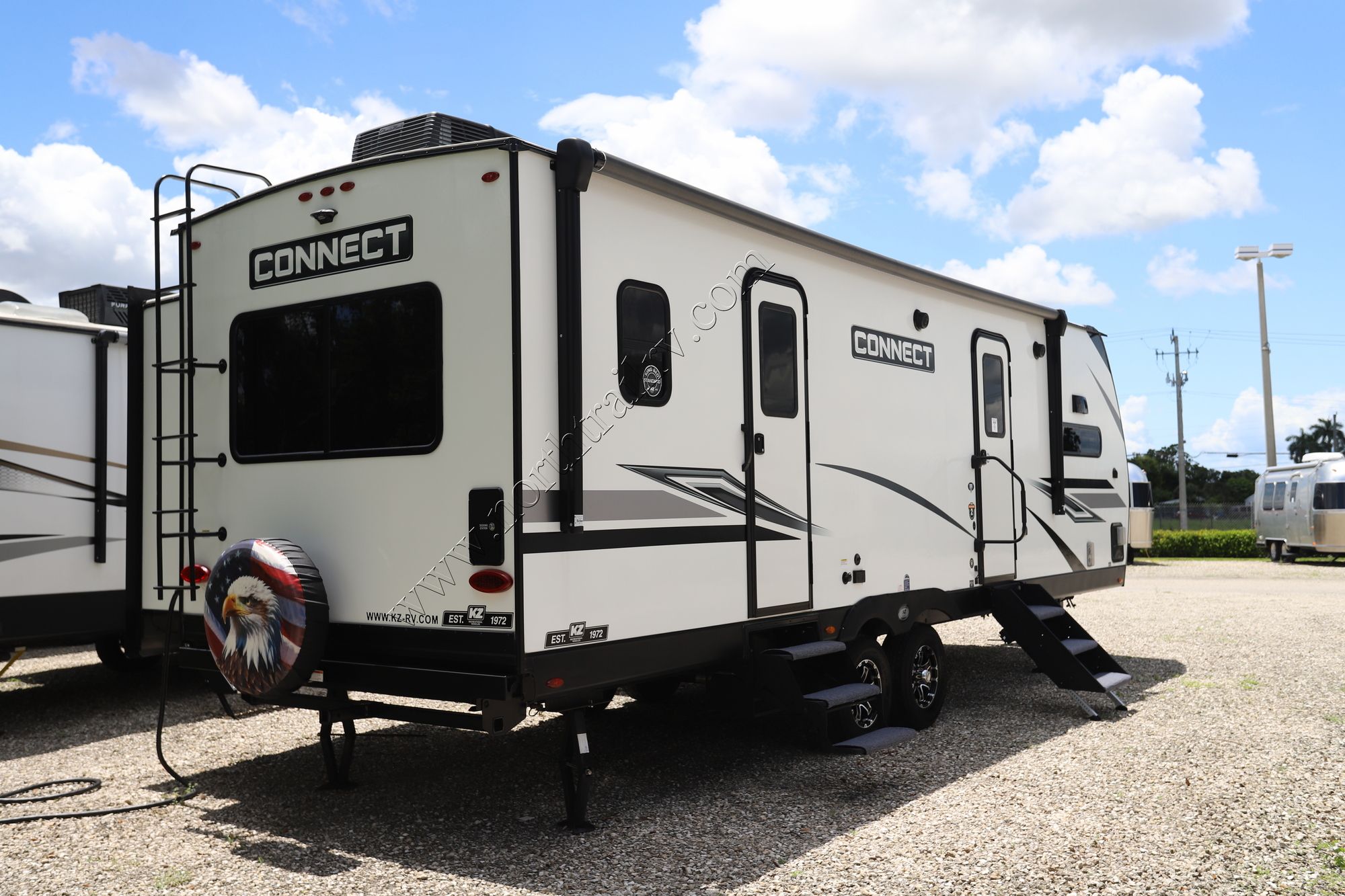 Used 2024 K-Z Connect 272FK Travel Trailer  For Sale