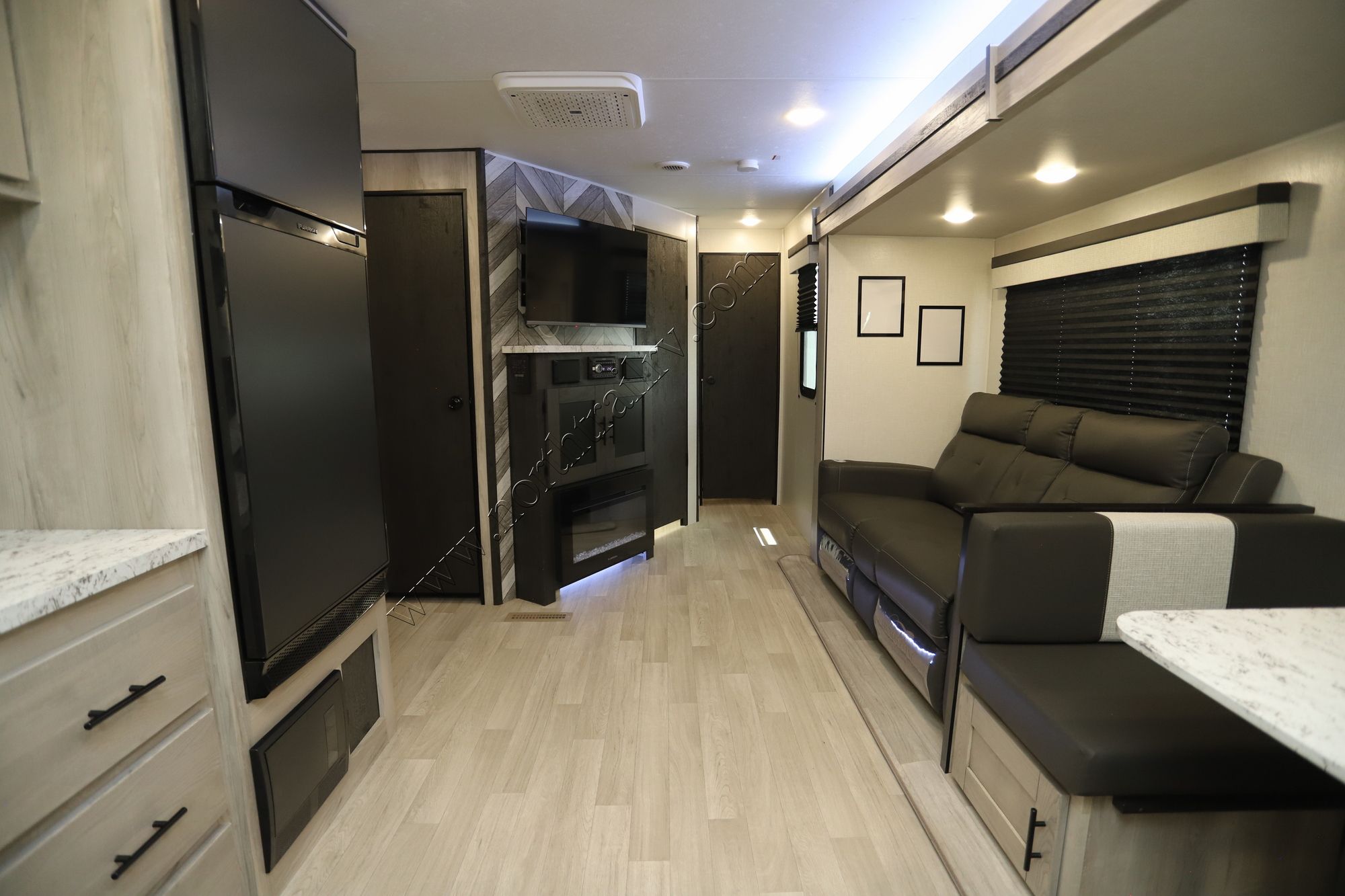 Used 2024 K-Z Connect 272FK Travel Trailer  For Sale
