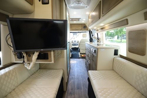 2023 Midwest Van Passage MD2 170EXT