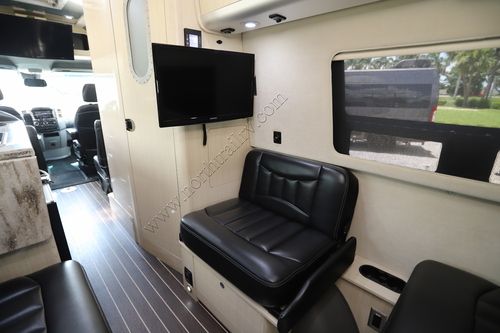 2018 Airstream Interstate LOUNGE