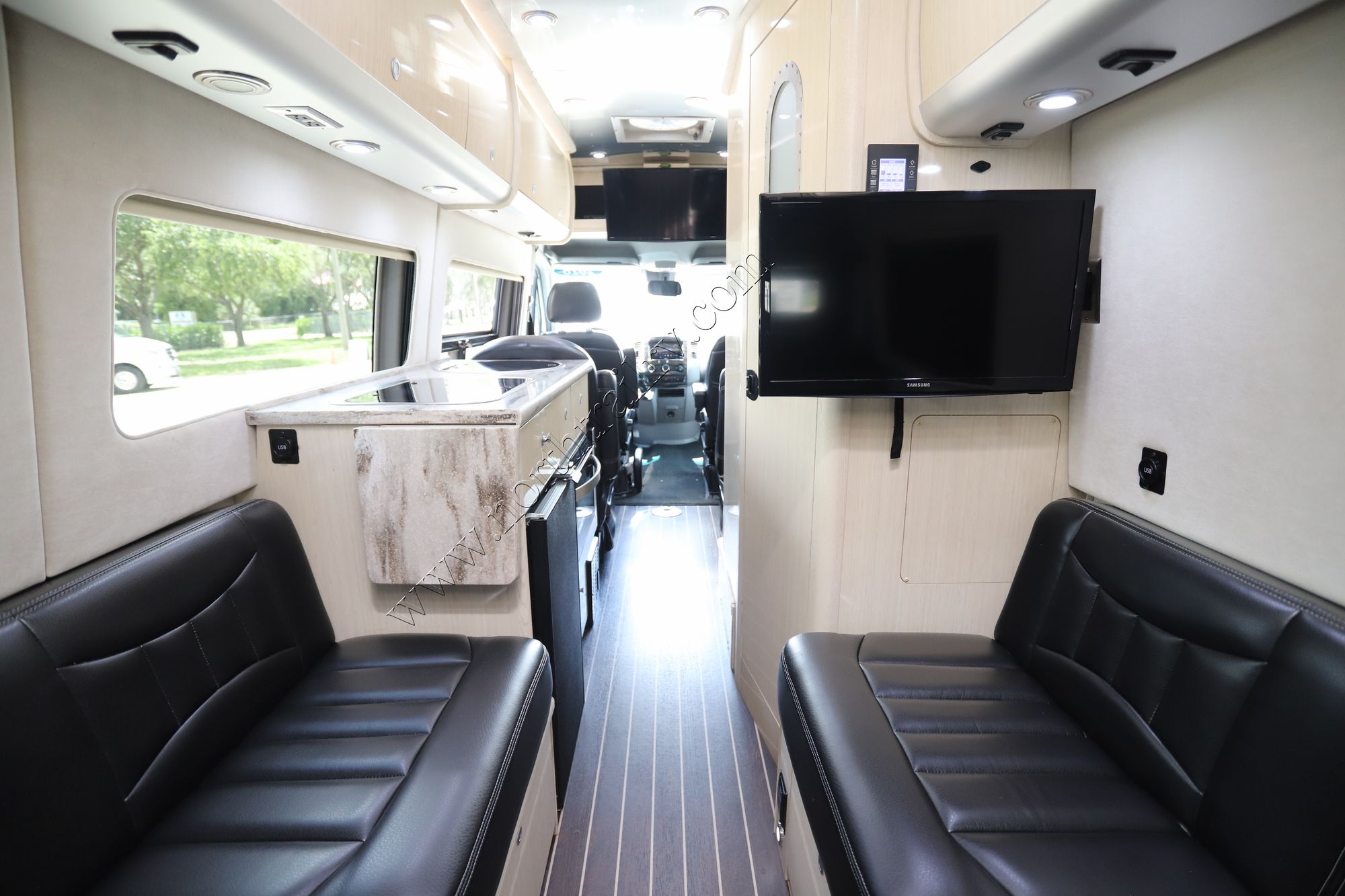 Used 2018 Airstream Interstate LOUNGE Class B  For Sale