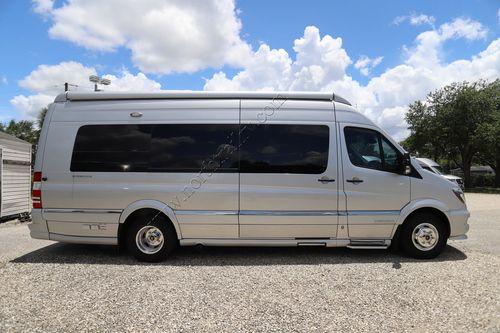 2018 Airstream Interstate LOUNGE