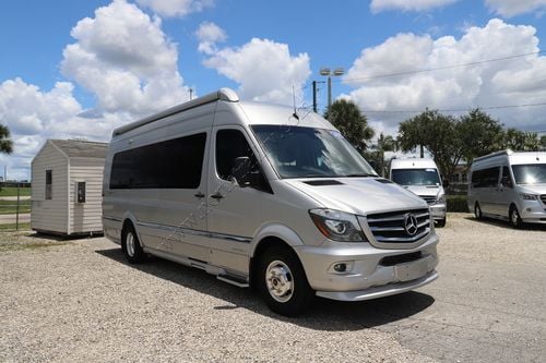 2018 Airstream Interstate LOUNGE