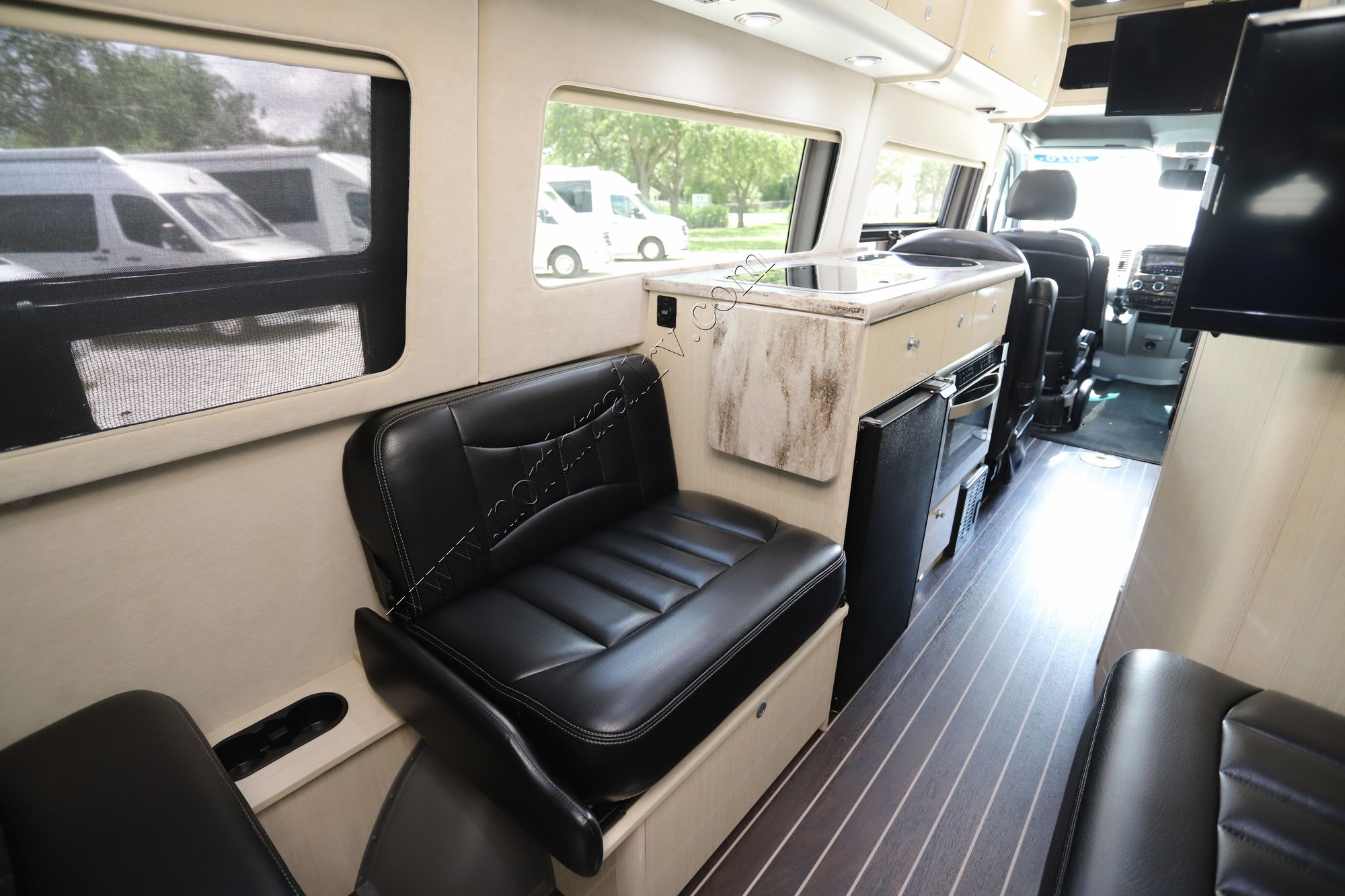 Used 2018 Airstream Interstate LOUNGE Class B  For Sale
