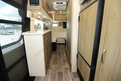2023 Midwest Van Passage MD2 170EXT