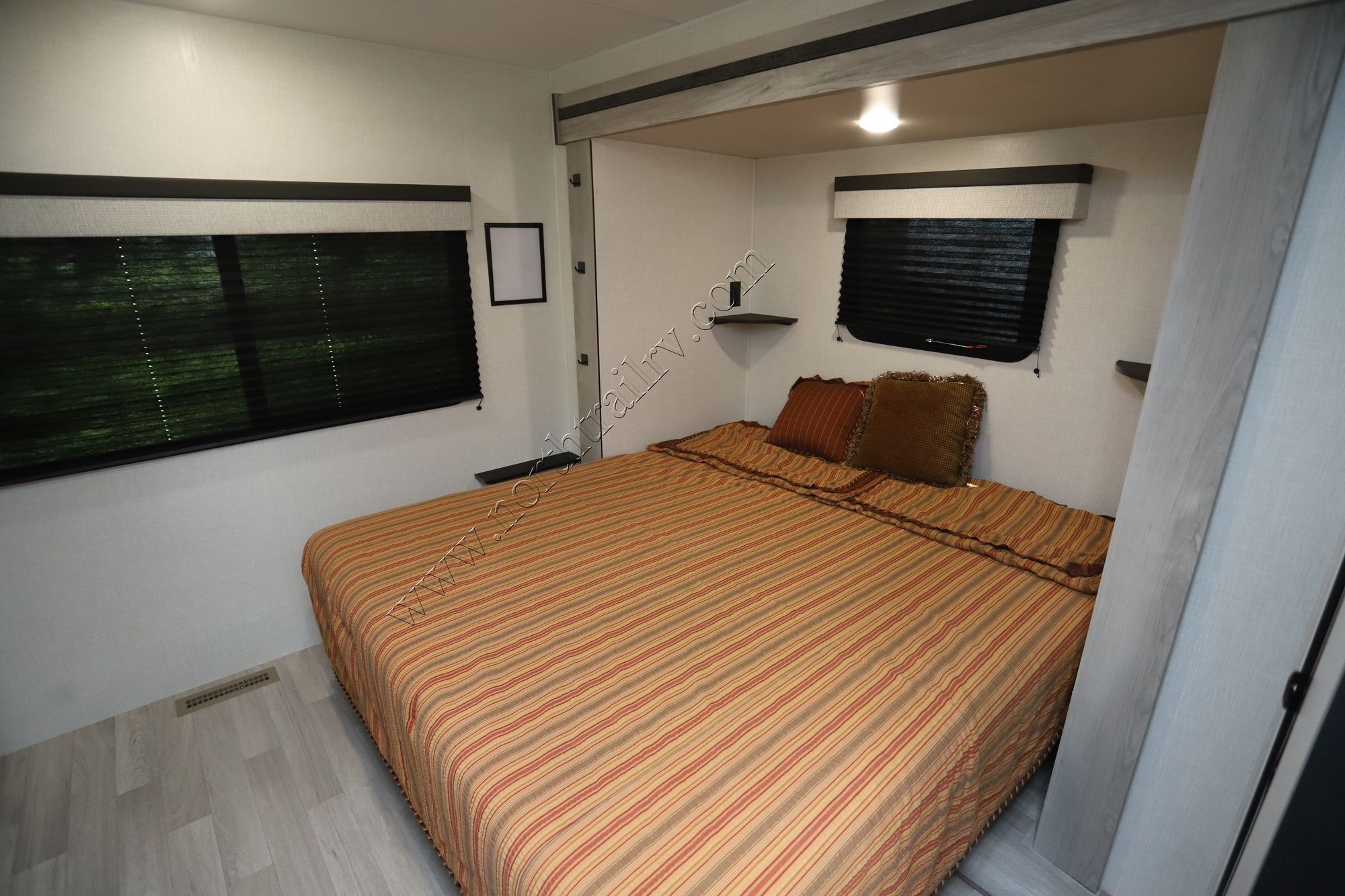 Used 2024 K-Z Connect 272FK Travel Trailer  For Sale