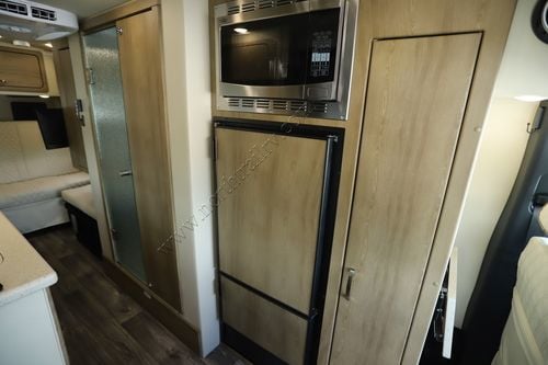 2023 Midwest Van Passage MD2 170EXT