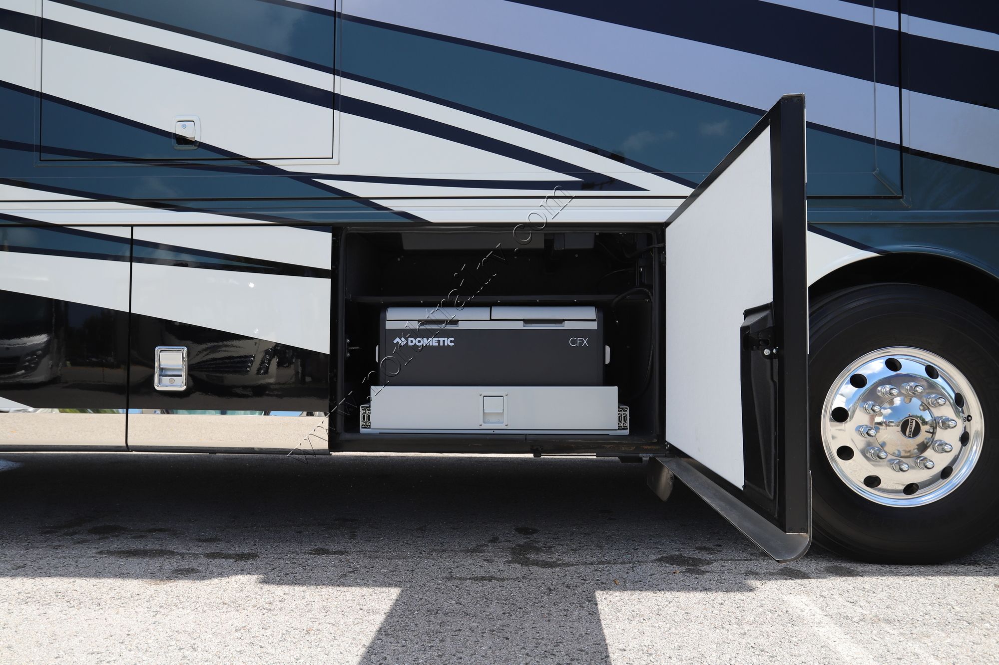 Used 2023 Newmar Dutch Star 4325 Class A  For Sale