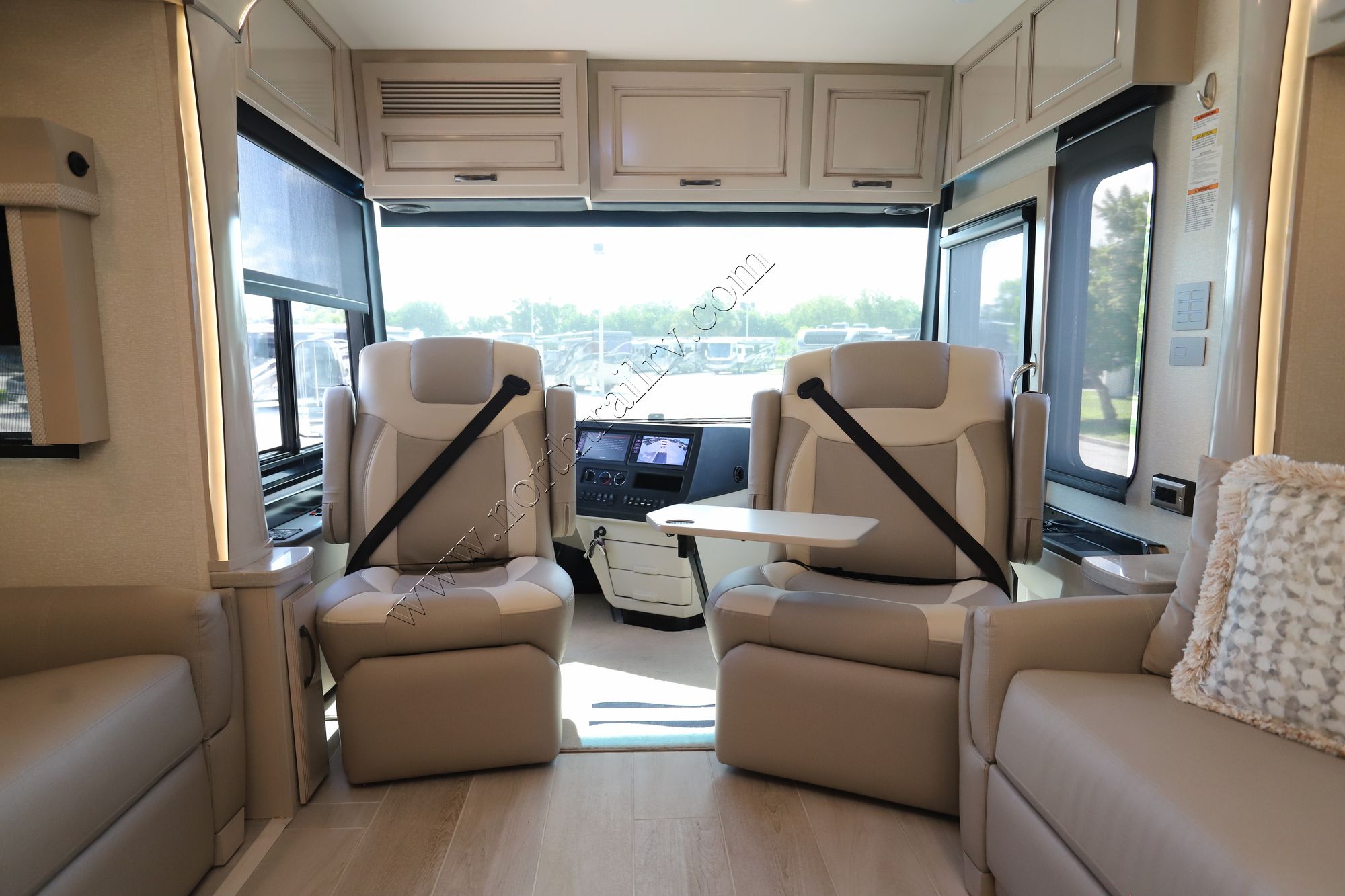 Used 2023 Newmar Dutch Star 4325 Class A  For Sale