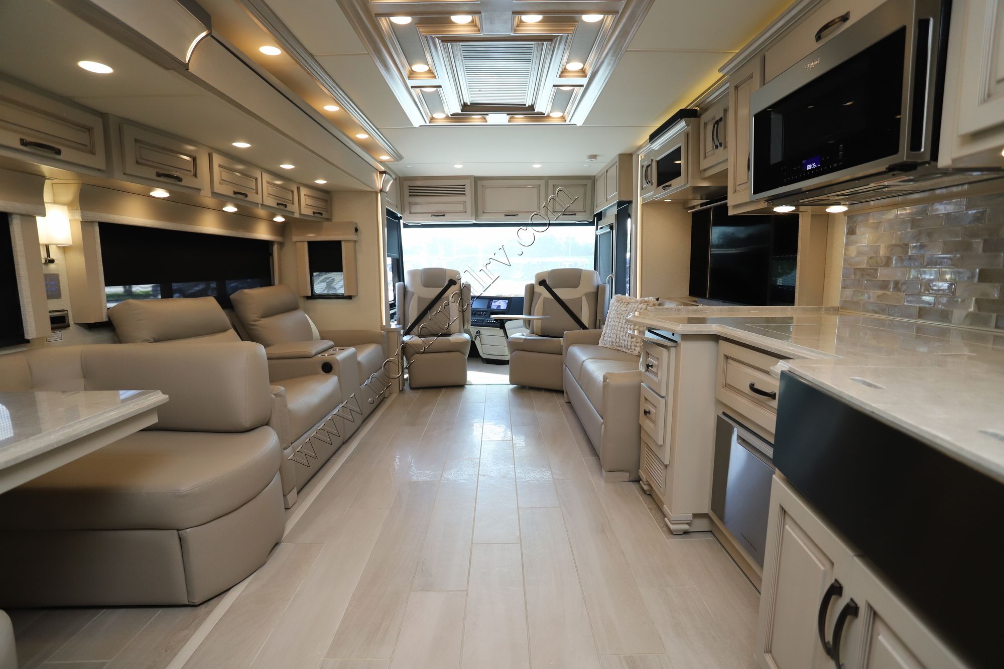 Used 2023 Newmar Dutch Star 4325 Class A  For Sale