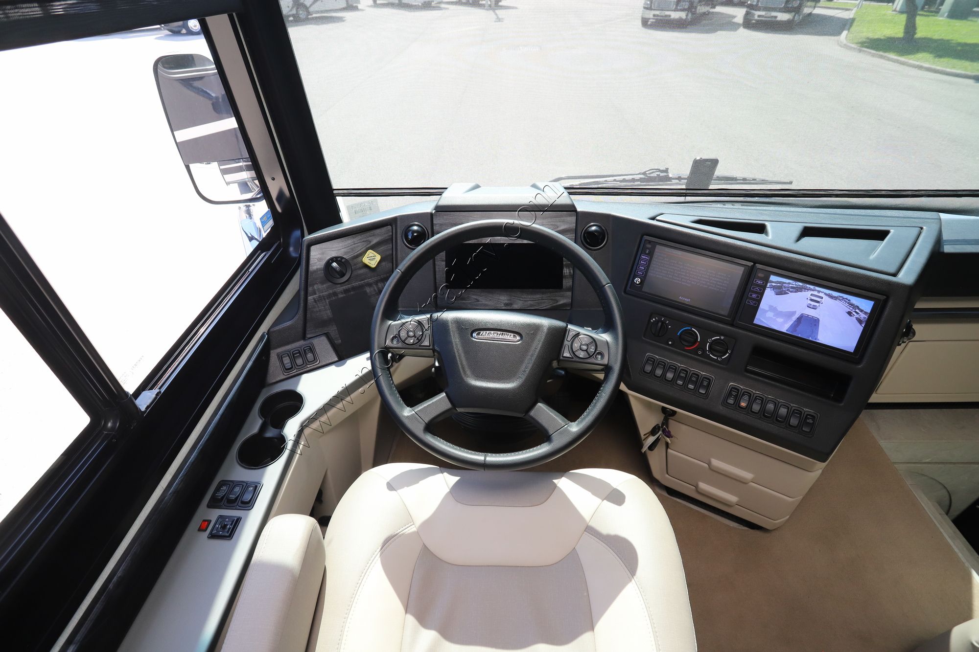 Used 2023 Newmar Dutch Star 4325 Class A  For Sale