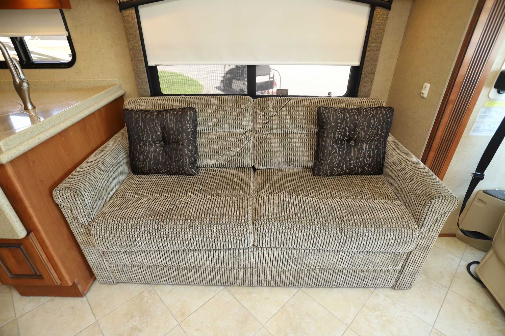 Used 2011 Monaco Caymen 36PFT Class A  For Sale