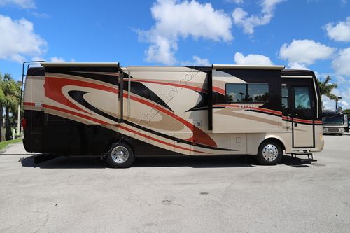 2011 Monaco Caymen 36PFT