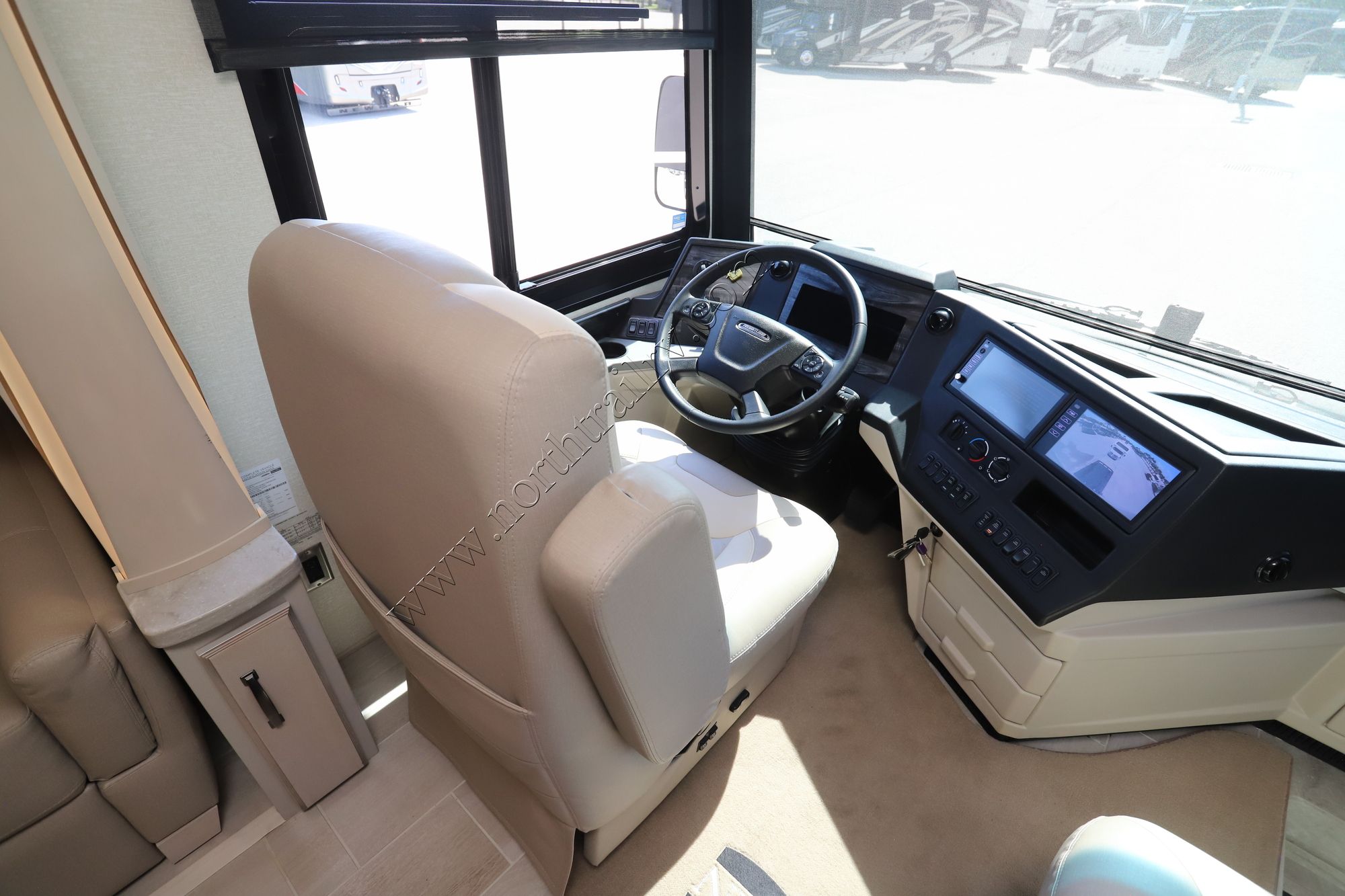 Used 2023 Newmar Dutch Star 4325 Class A  For Sale
