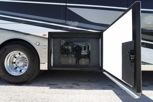 2025 Newmar Mountain Aire 4118