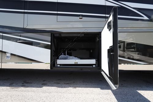 2025 Newmar Mountain Aire 4118