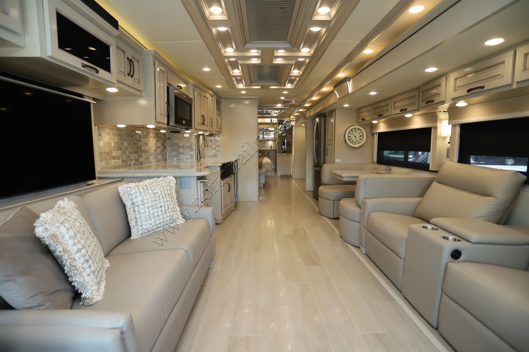 Used 2023 Newmar Dutch Star 4325 Class A  For Sale
