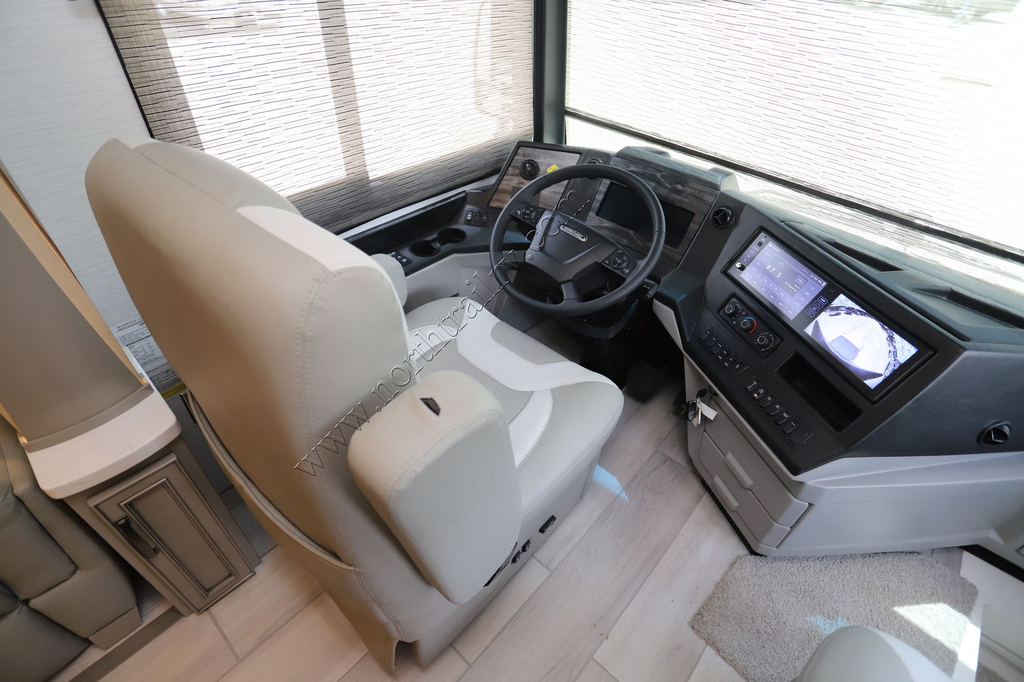 New 2026 Newmar Dutch Star 4081 Class A  For Sale