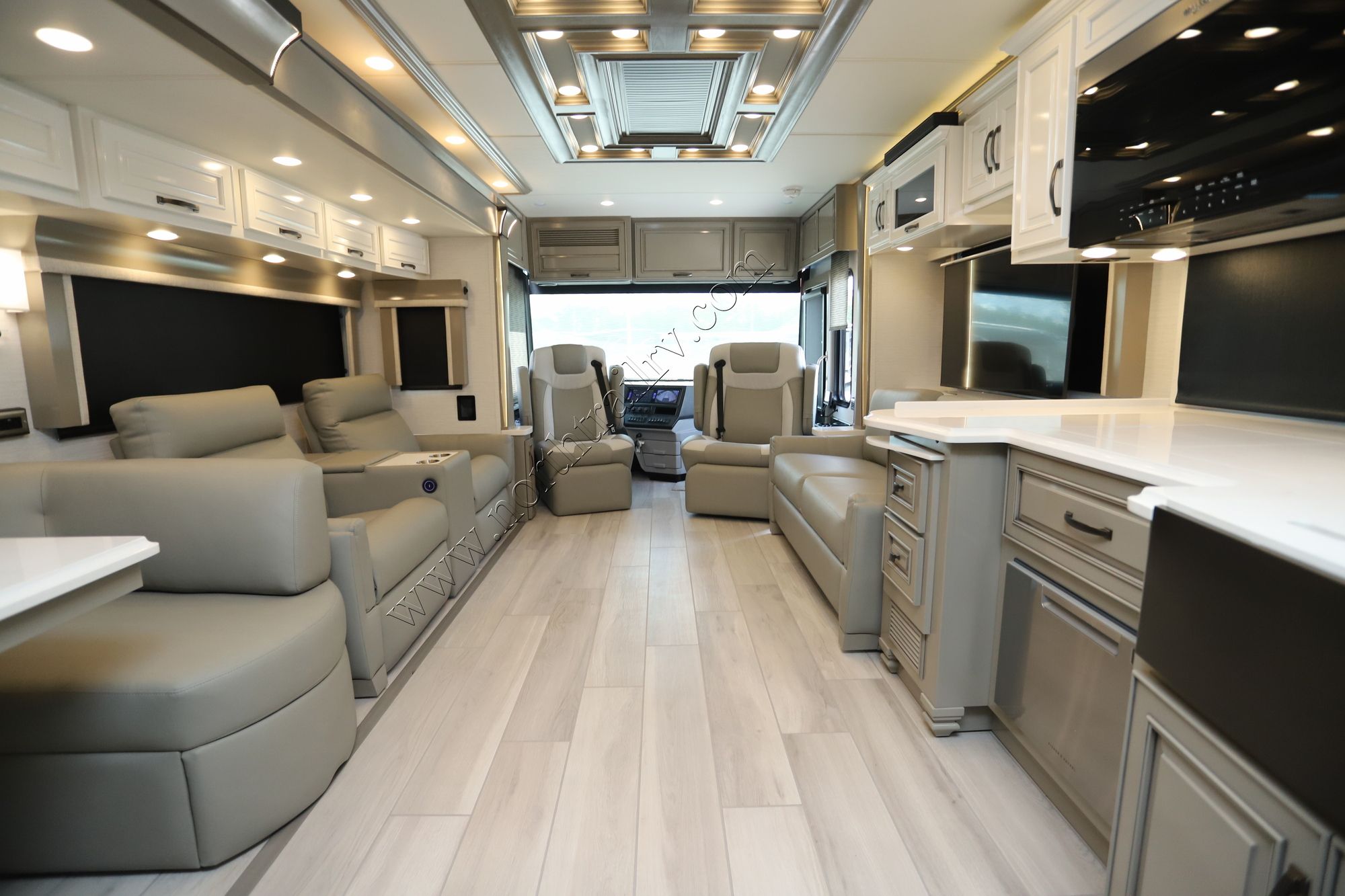 New 2026 Newmar Dutch Star 4081 Class A  For Sale