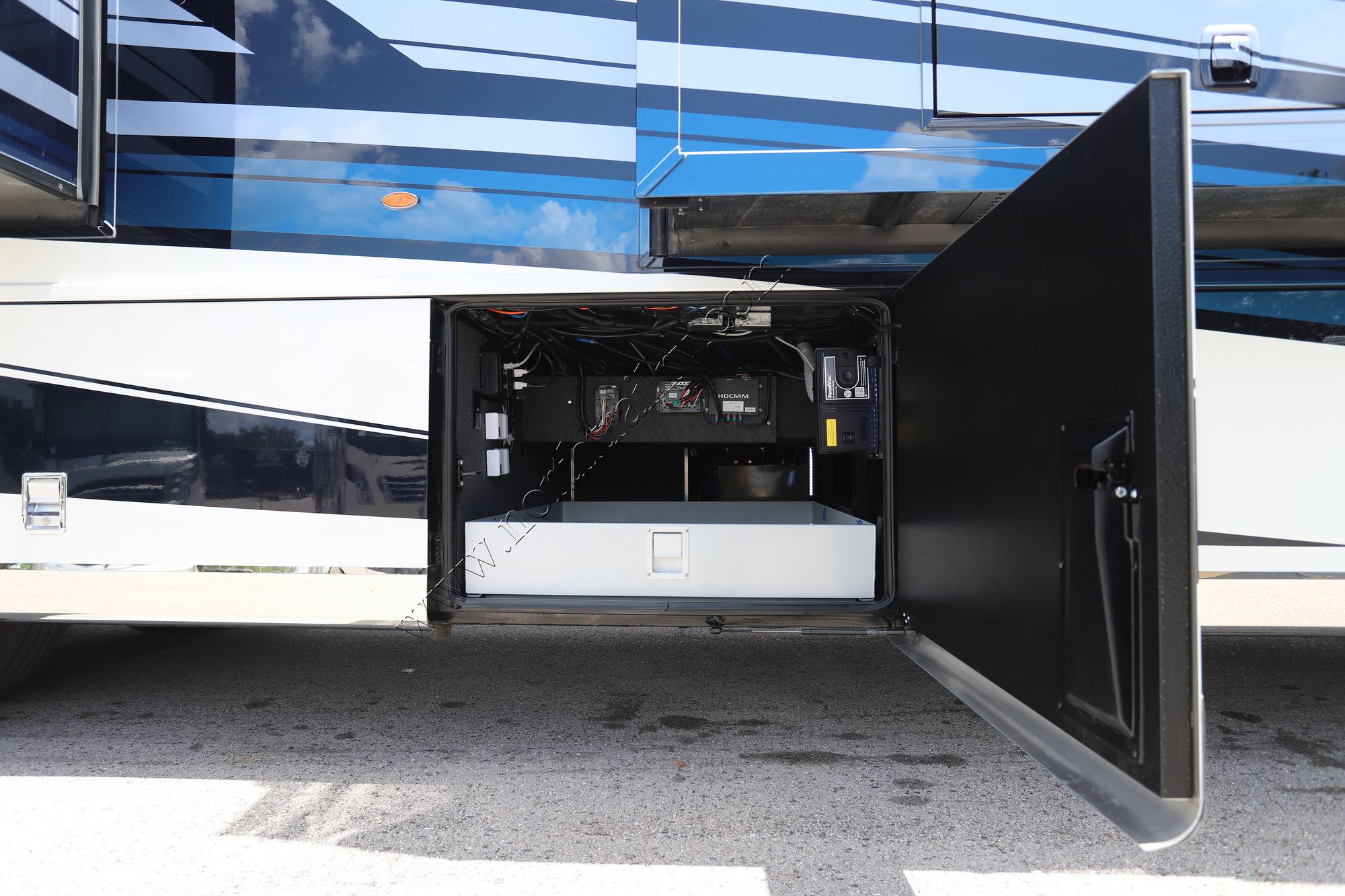 New 2026 Newmar Dutch Star 4081 Class A  For Sale