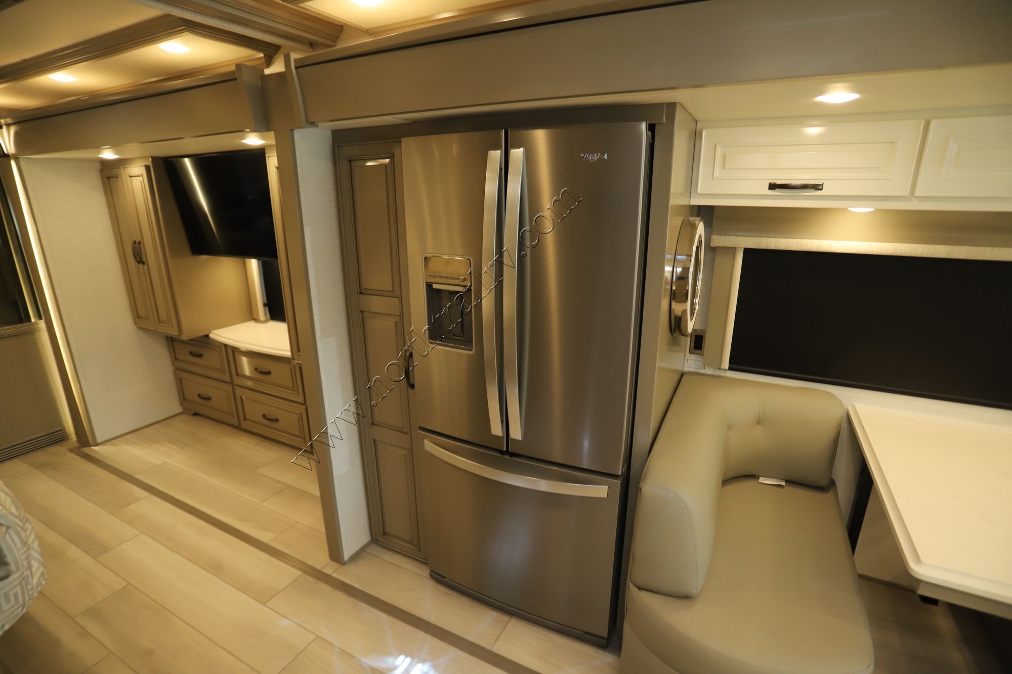 New 2026 Newmar Dutch Star 4081 Class A  For Sale
