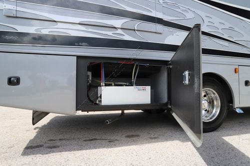 2023 Dynamax Dx3 34KD
