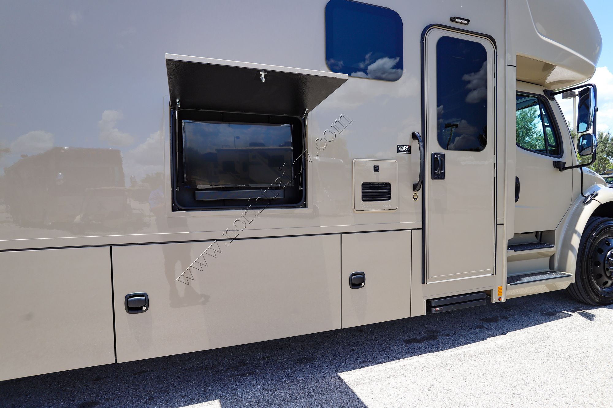 New 2026 Renegade Rv Valencia 36SB Super C  For Sale