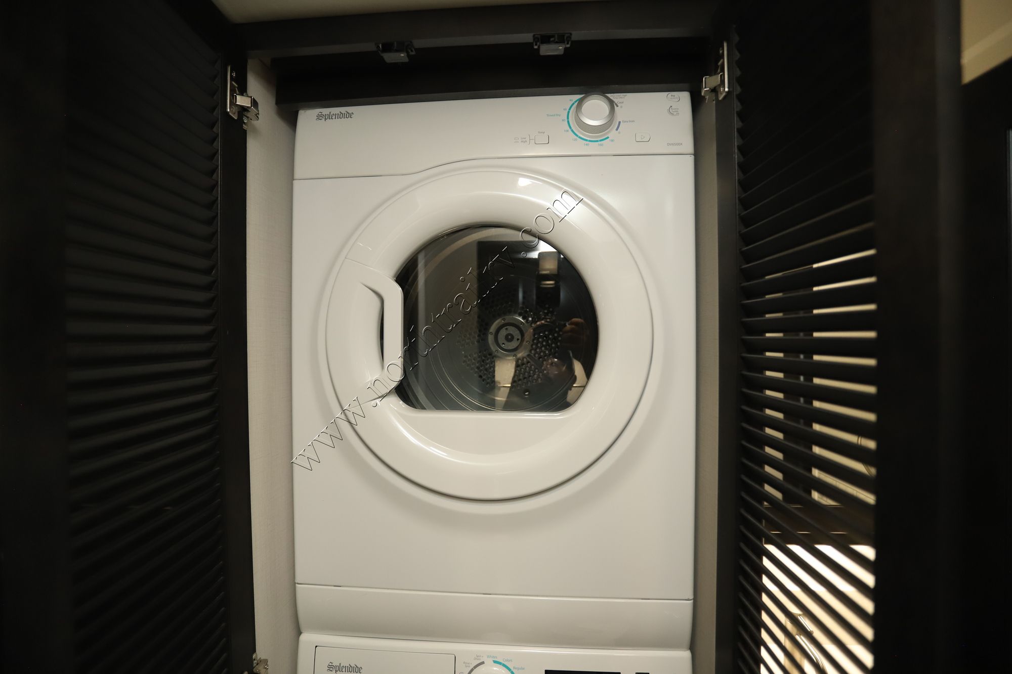 Used 2023 Dynamax Dx3 34KD Super C  For Sale