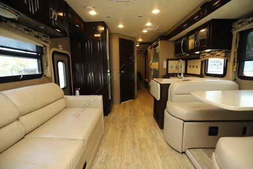2016 Thor Chateau 35SB