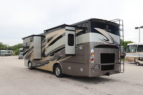2019 Tiffin Motor Homes Breeze 33BR
