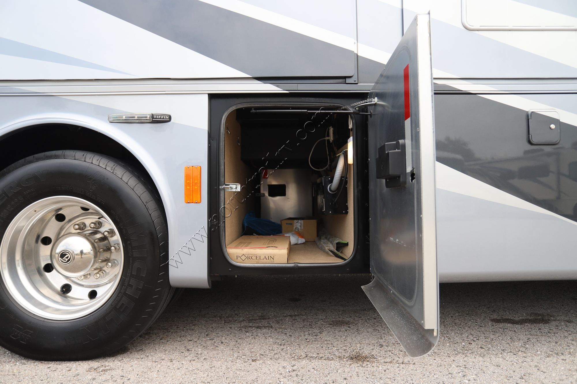 Used 2018 Tiffin Motor Homes Phaeton 40IH Class A  For Sale